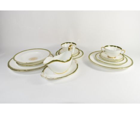 Extensive Coalport porcelain dinner service comprising 2 tureens, covers, gravy boat and stand, 2 large serving dishes, quant