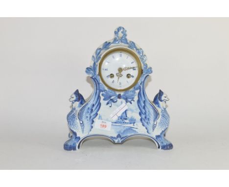 Mantel clock in Dutch Delft frame
