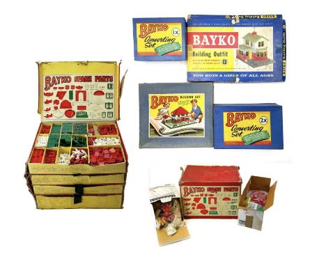 Bayko/Bayko-Meccano Trade Display Case Plus Various Boxed & Packeted Items - A Large Collection. Comprising:An unusual 4 draw