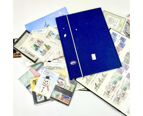 Great Britain Mint Decimal Traffic Light &amp; Other Gutter Pairs. A large quantity in two stockbooks from the 1970's &amp; 1