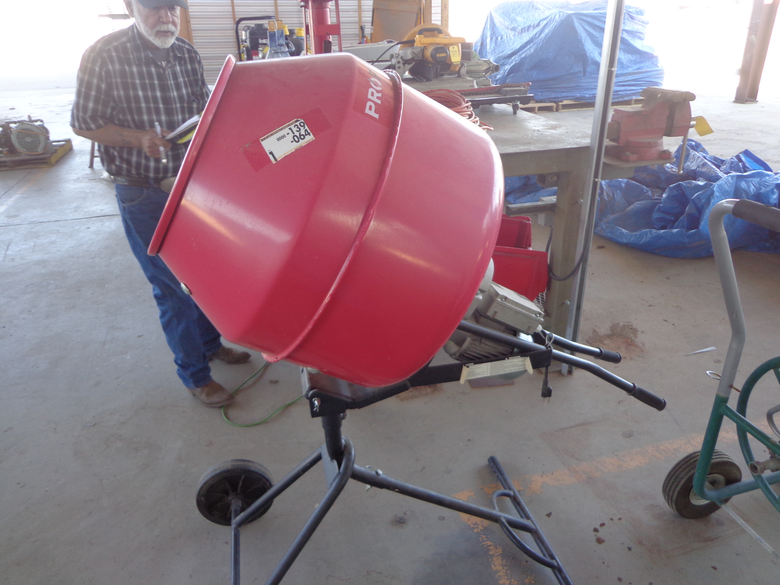 PROFORCE ELECTRIC 1/2HP CEMENT MIXER