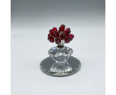 15 red crystal roses set on rhodium stems within crystal faceted vase was created in celebration of SCS 15th anniversary. Thi