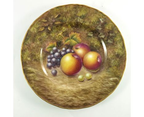 N Creed former Royal Worcester artist, fruit painted plate, painted with apples and grapes with gilt border, 27cm diameter