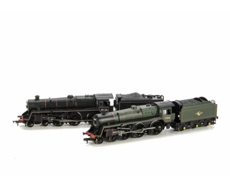 Two Bachmann 00 Gauge BR Standard Class 5MT Tender Locomotives: comprising ref 32-500 '5MT' Class 4-6-0 as no 73068  in lined