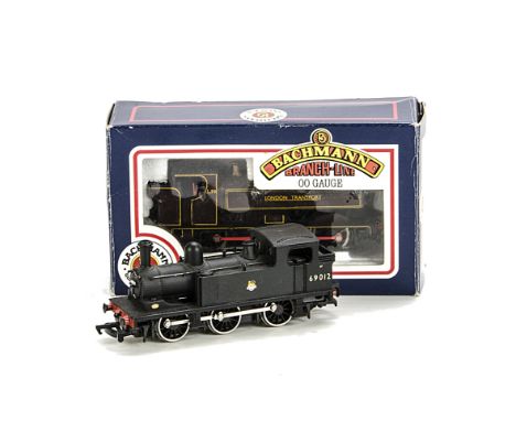 Two Bachmann 00 Gauge 0-6-0 Tank Locomotives: comprising unreferenced Class 57xx 0-6-0PT in London Transport maroon livery as