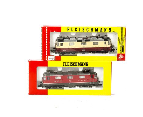 Two Fleischmann HO Gauge SBB Bo-Bo Electric Locomotives: Re4/4 locomotives with ref's 4341 and 4342, in maroon/cream as no 11