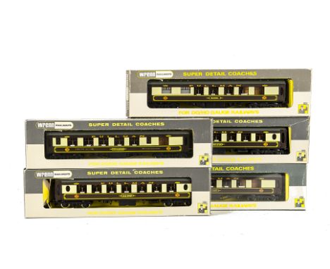 Five Wrenn 00 Gauge Pullman Cars: comprising W6001 'Car No 86', W6001/B 'Car No 87', W 6002A 'Audrey' and W6002H 'Hazel', all