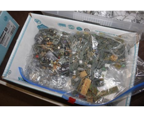 A box containing a large collection of WW2 1/200 and 1/300 scale figures 