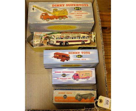 5 Dinky Toys/Supertoys. Big Bedford Lorry (522). Big Bedford Van 'Heinz' (923). Vega Major Luxury Coach (952). 20-Ton Lorry-M