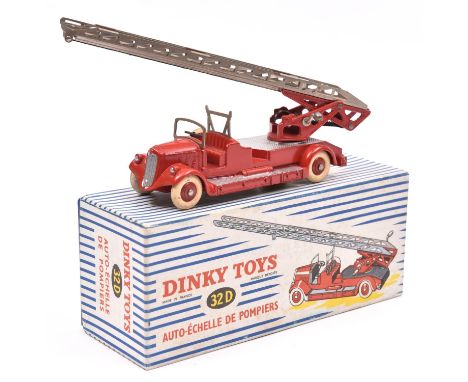 A French Dinky Toys Auto-Echelle De Pompiers (32D).Delahaye Fire Escape in red with silver ladder and white tyres. Boxed, min