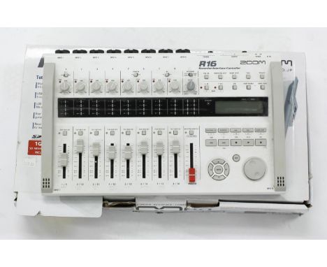 Zoom R16 Recorder Interface Controller, boxed 
