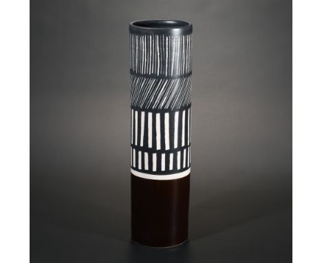 Ettore Sottsass, Limitierte, zylindrische Vase aus der Rocchetti SerieEttore SottsassBitossiEntwurf 1957. Ausführung Bitossi 