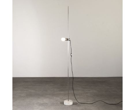 Tito Agnoli, Stehleuchte Modell 387Tito AgnoliO-LuceEntwurf 1955. Ausführung O-Luce. Einteiliger, vernickelter Stab D. 1 cm, 