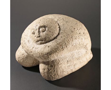 Kurt Sandweg (1927-2008 ), Kauernder, 1963Kurt SandwegUnikatStein. 15 x 19 x 16,5 cm. Am Stand monogrammiert: KS.