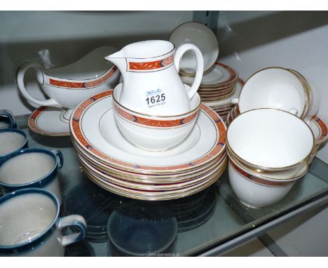 A Worcester 'Beaufort' part tea and dinner service, comprising six cups and saucers, tea plates, six soup bowls, six breakfas