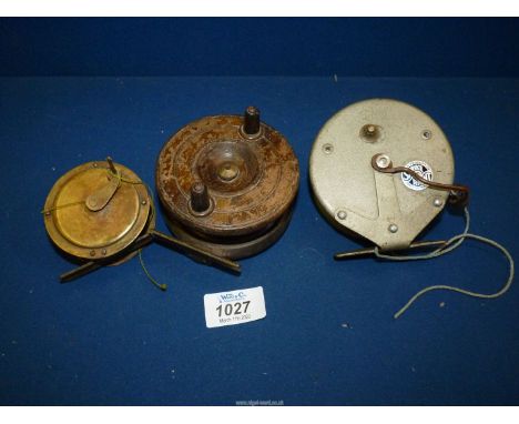 Three vintage Fishing Reels in brass, wood and metal