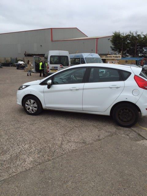 rigid 2 axle kuga ford body ECONOTEC Door TDCI. Diesel FORD Hatchback Car. FIESTA 5