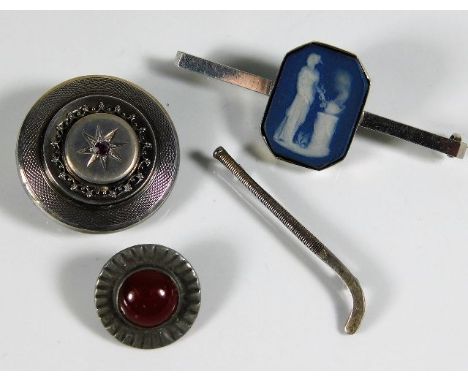 A Wedgwood silver mounted brooch, a silver memorial brooch with 1953 commemorative sixpence encased to verso &amp; garnet set