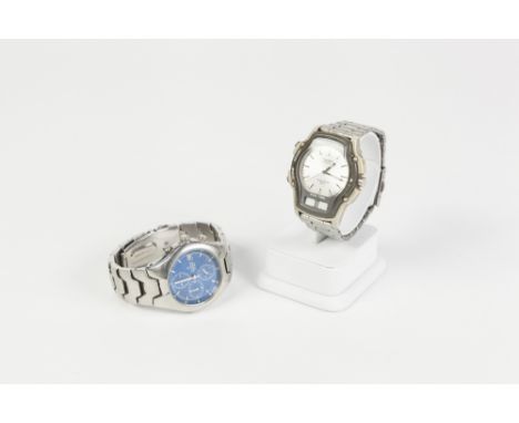 GENTS ACCURIST CHRONOGRAPH WRIST WATCH, with quartz movement, the steel blue dial with three subsidiary dials and date apertu