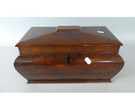 A Good Quality Mid 19th Century Mahogany Sarcophagus Shaped Tea Caddy with Hinged Lid to Fitted Interior Having Two Removable