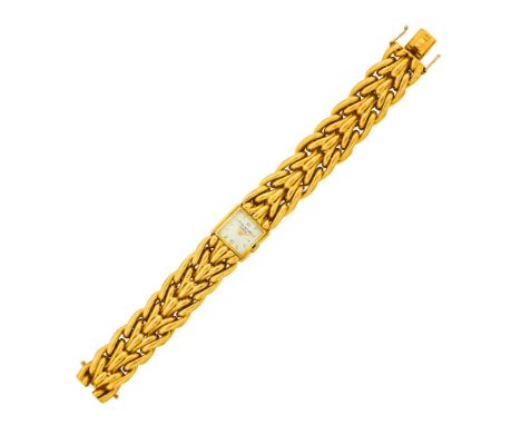 18 kt., mechanical, square silver-tone dial, black Roman numerals at the half hour, gold-tone bar markers, case diameter ap. 