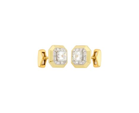 2 cut-cornered square step-cut diamonds weighing 4.02 cts., 24 baguette and fancy-shaped diamonds ap. 1.50 cts., ap. 13.2 dwt