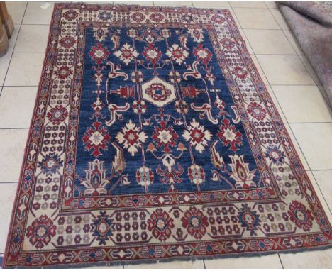 A Shirvan modern carpet 274 x 192cm