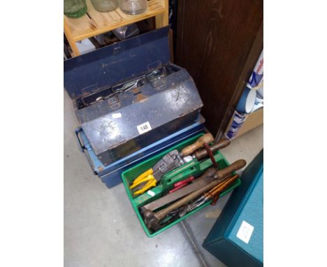 A good lot of workshop tools/boxes