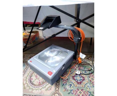 A 3m overhead projector