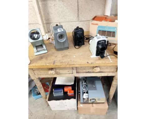 A good lot of vintage projectors and slides including Vistarama, Boots, K-Projector etc, some in original boxes
