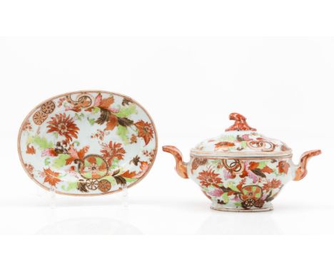 A small "Tea-Leaf" tureen with cover and platterChinese export porcelainPolychrome "Famille Rose" enamelled, iron-oxide and g