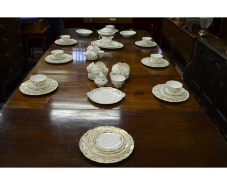 A Royal Doulton fine bone china 'Strasbourg' dinner, tea and coffee service comprising:  8 x 27 cm plates, 8 x 23 cm plates, 