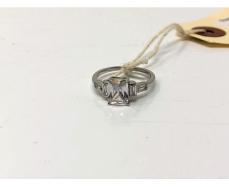 A sterling silver Art Deco style ring, size N