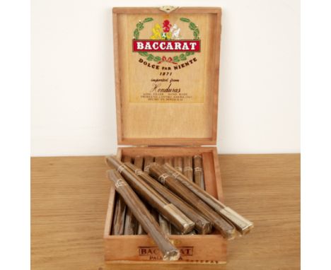 Box of 21 Baccarat Honduras cigarsmarked 'Long filler' and 'Handmade'  Some light marks on the box.