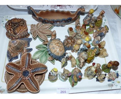 A selection of Wade collectables including a Viking Ship; Crab trinket jar; etc.