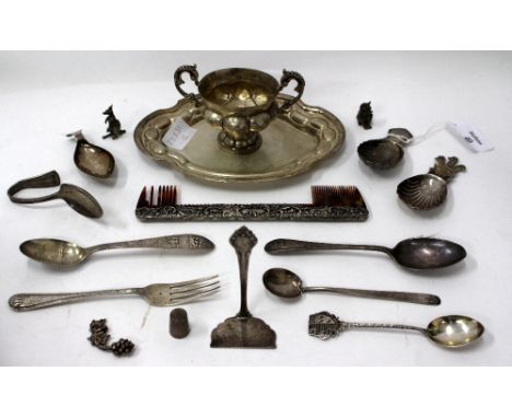 A SMALL QUANTITY OF SILVER TO INCLUDE three caddy spoons