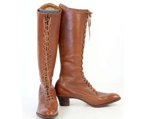 Edwardian long lace up boots in ligth brown leather marked size 6 1/2Condition Report:  Good overall with wear to soles and l