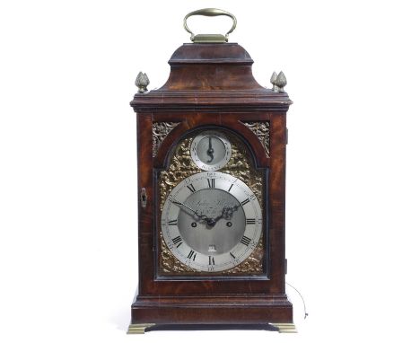 A GEORGE III MAHOGANY BRACKET CLOCKBY JOHN ILBURY, LONDON, C.1765-70the brass eight day twin fusee repeating movement with a 