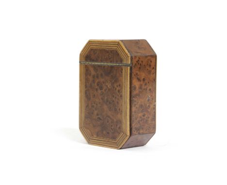 A GEORGE III TREEN BURR YEW SNUFF BOX LATE 18TH / EARLY 19TH CENTURYof canted rectangular form, with inlaid borders and a hin