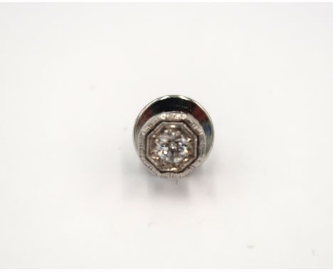 A 14ct white gold Art Deco style lapel/tie pin - stamped 14ct to the back of the pin - diamonds approx 0.33ct - head size app