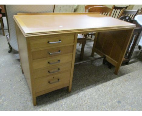LIGHT OAK UTILITY SINGLE PEDESTAL DESK, 121CM WIDE