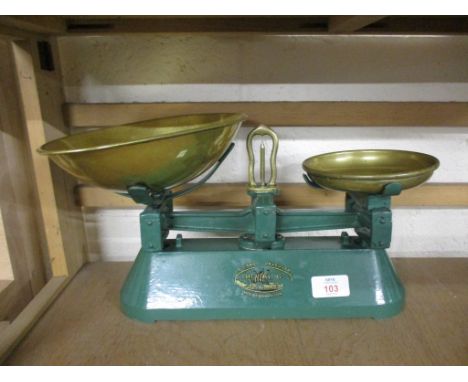 SET OF SCALES “THE VIKING”