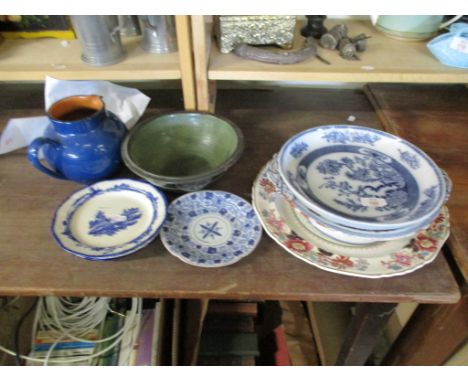 CERAMIC ITEMS INCLUDING SERVING DISH AND BLUE AND WHITE DISH AND SOME DOULTON NORFOLK PATTERN SAUCERS