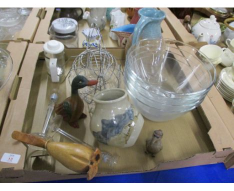 TRAY CONTAINING GLASS WARES AND POTTERY ITEMS INCLUDING LARGE SERVING JUG AND AN ARRAN POTTERY VASE