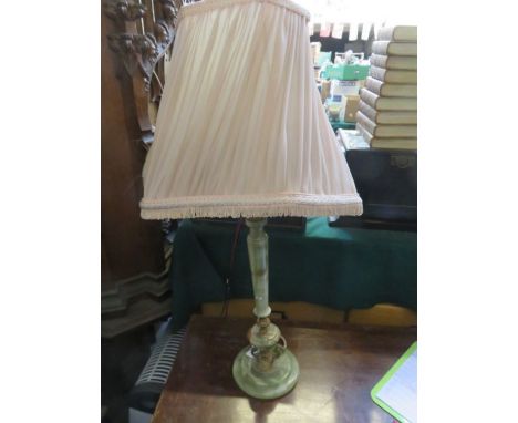 ONYX TABLE LAMP