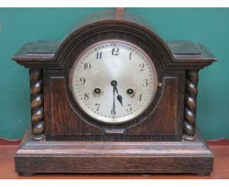 OAK BARLEY TWIST MANTEL CLOCK