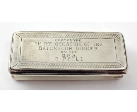 A George IV Scottish hallmarked silver snuff box, Edinburgh 1828, inscribed to lid 'Presented on the occasion of the Bachelor