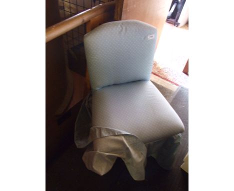 VINTAGE OAK BEDROOM CHAIR