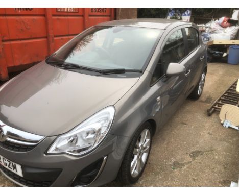 VAUXHALL CORSA SE AUTOMATIC  1398cc PetrolMOT TILL MAY 2019ONLY 27784 MILES !!!V5 present &amp; 2 keysNo of former keepers 3F