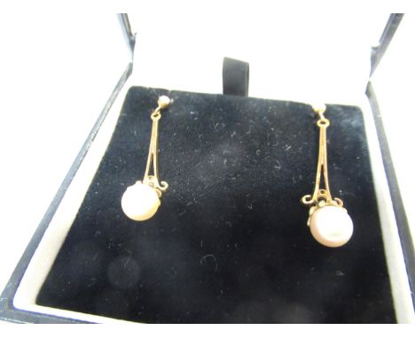 Pair of 9ct gold and cultured pearl drop earrings 
